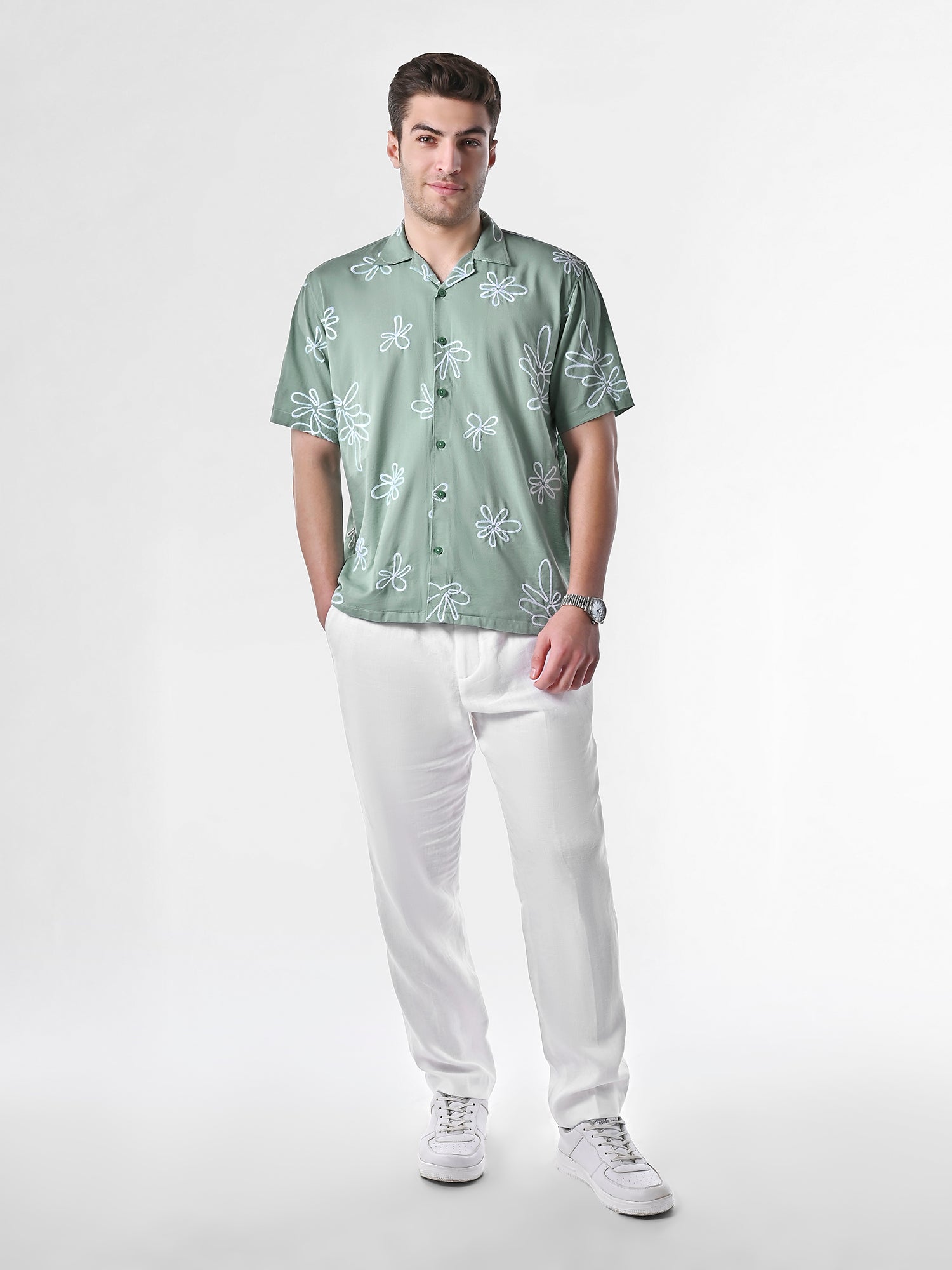 Box-Fit Floral Bloom Linen Shirt in Lust Sage