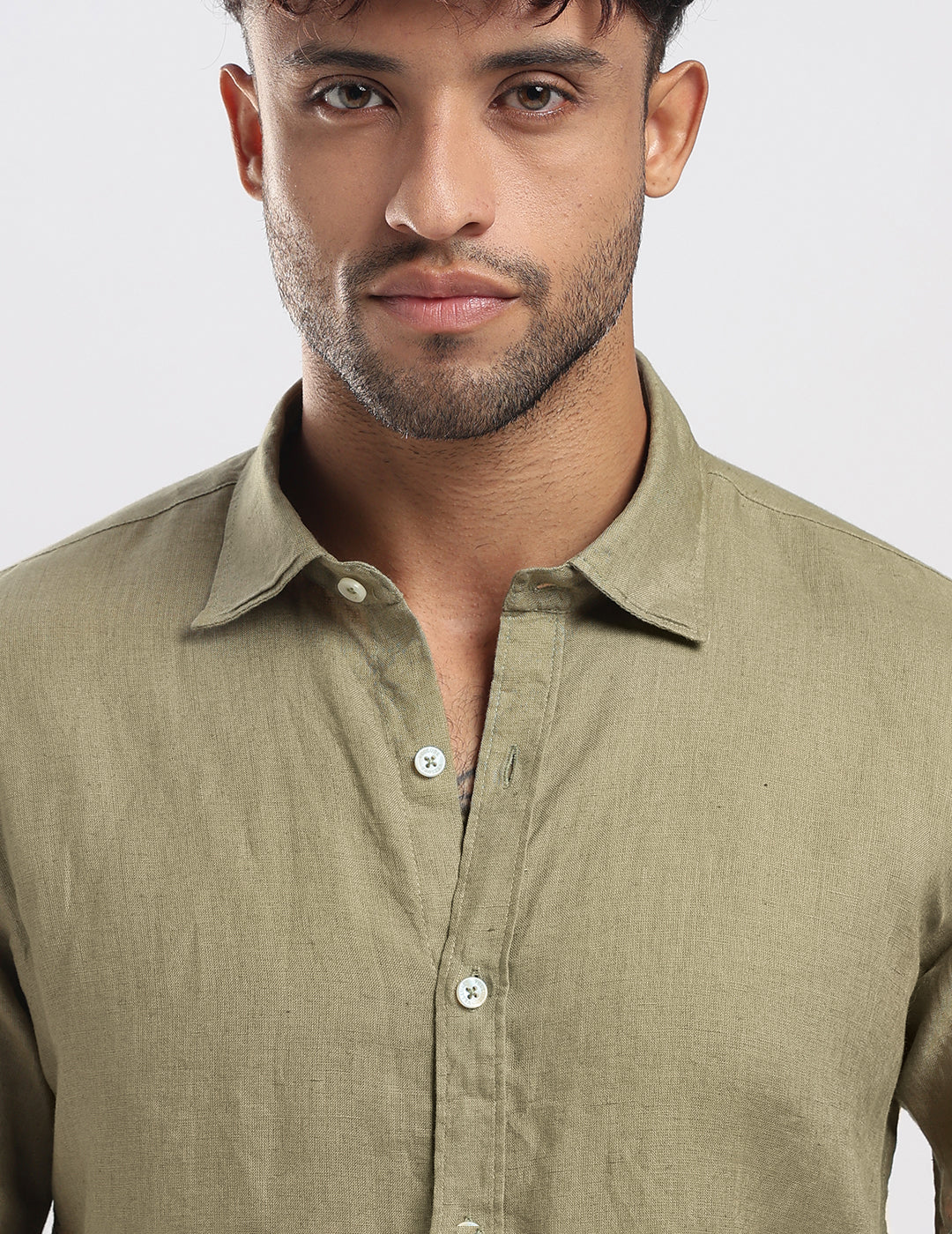 100% Linen Soft Touch Shirt in Meadow Green