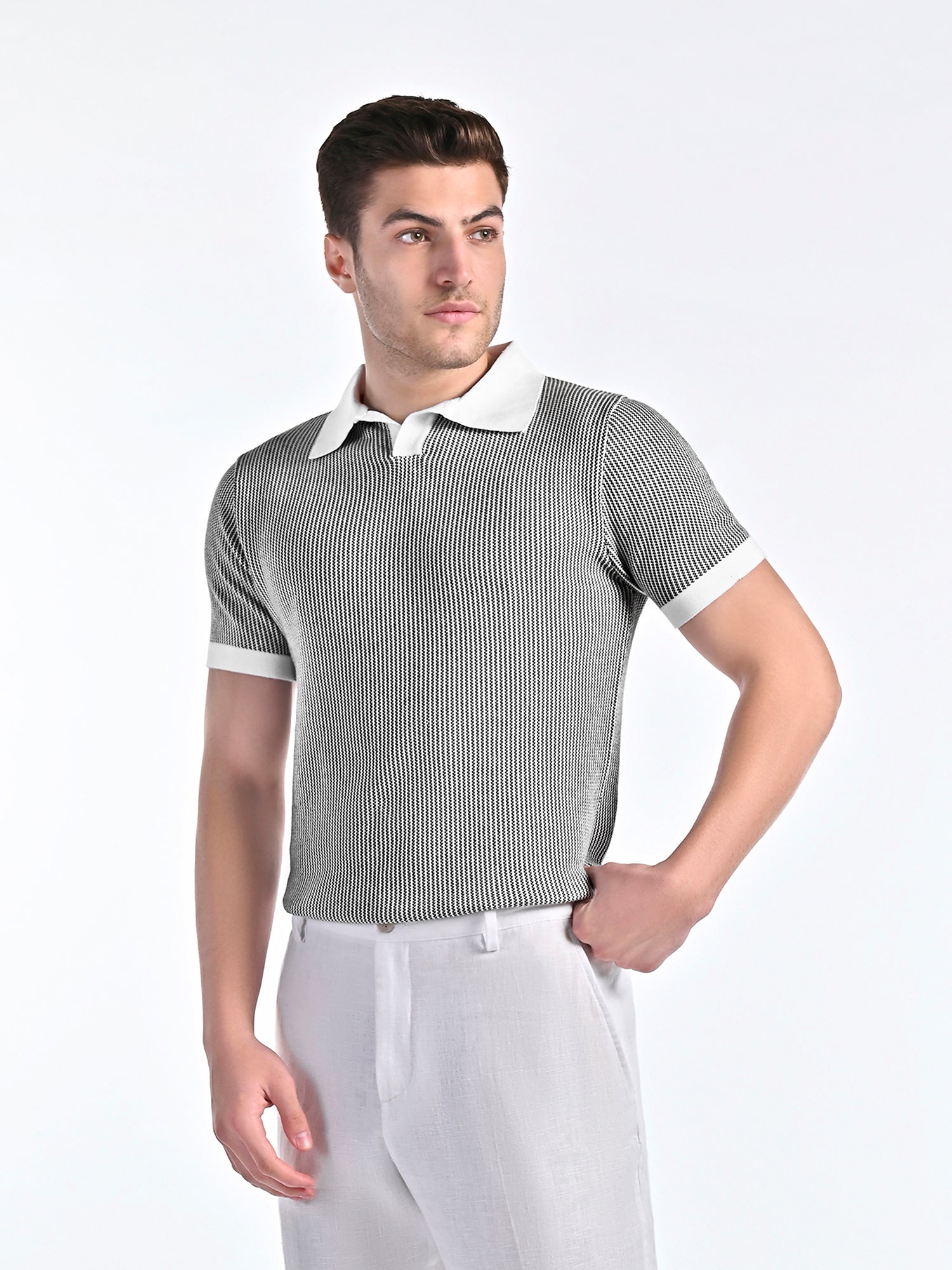 Jacquard Johnny-Collar Knit Polo in Onyx Grey X White