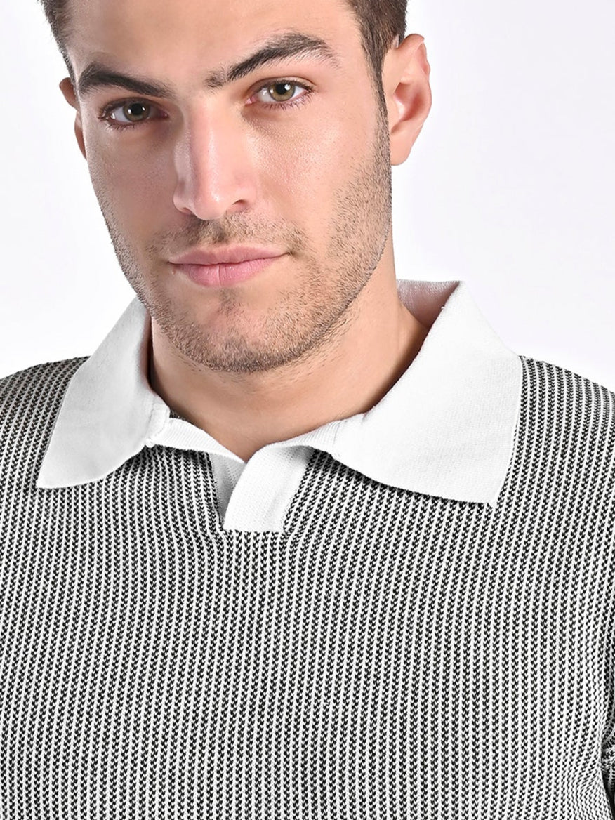 Jacquard Johnny-Collar Knit Polo in Onyx Grey X White