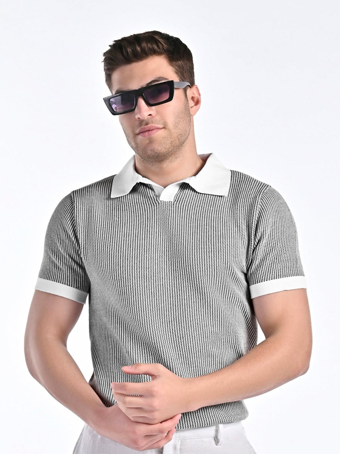 Jacquard Johnny-Collar Knit Polo in Onyx Grey X White