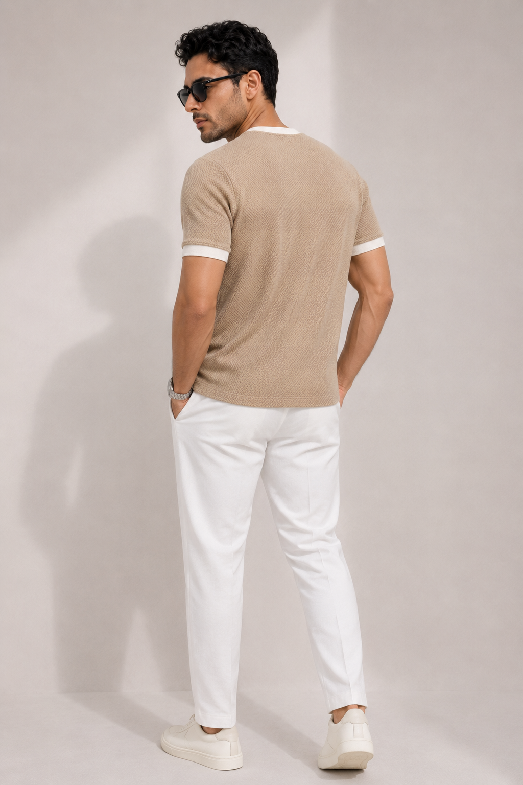 Textured Harmony Round Neck Tee In Mocha