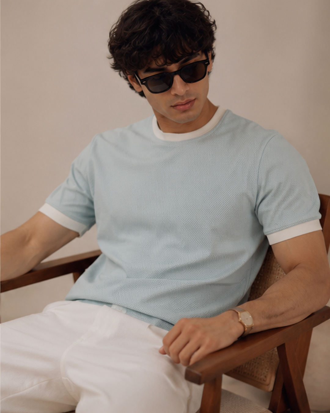 Textured Harmony Round Neck Tee In Baby Blue